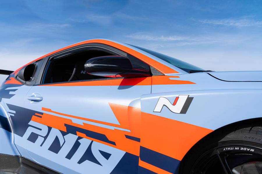 Детали экстерьера Hyundai RM19 2019 года  (фото 22 из 86)